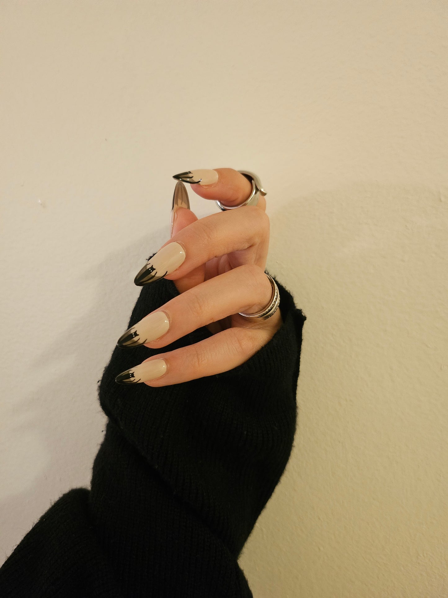 Fingertip Phantom -  Halloween - Press-On Nails